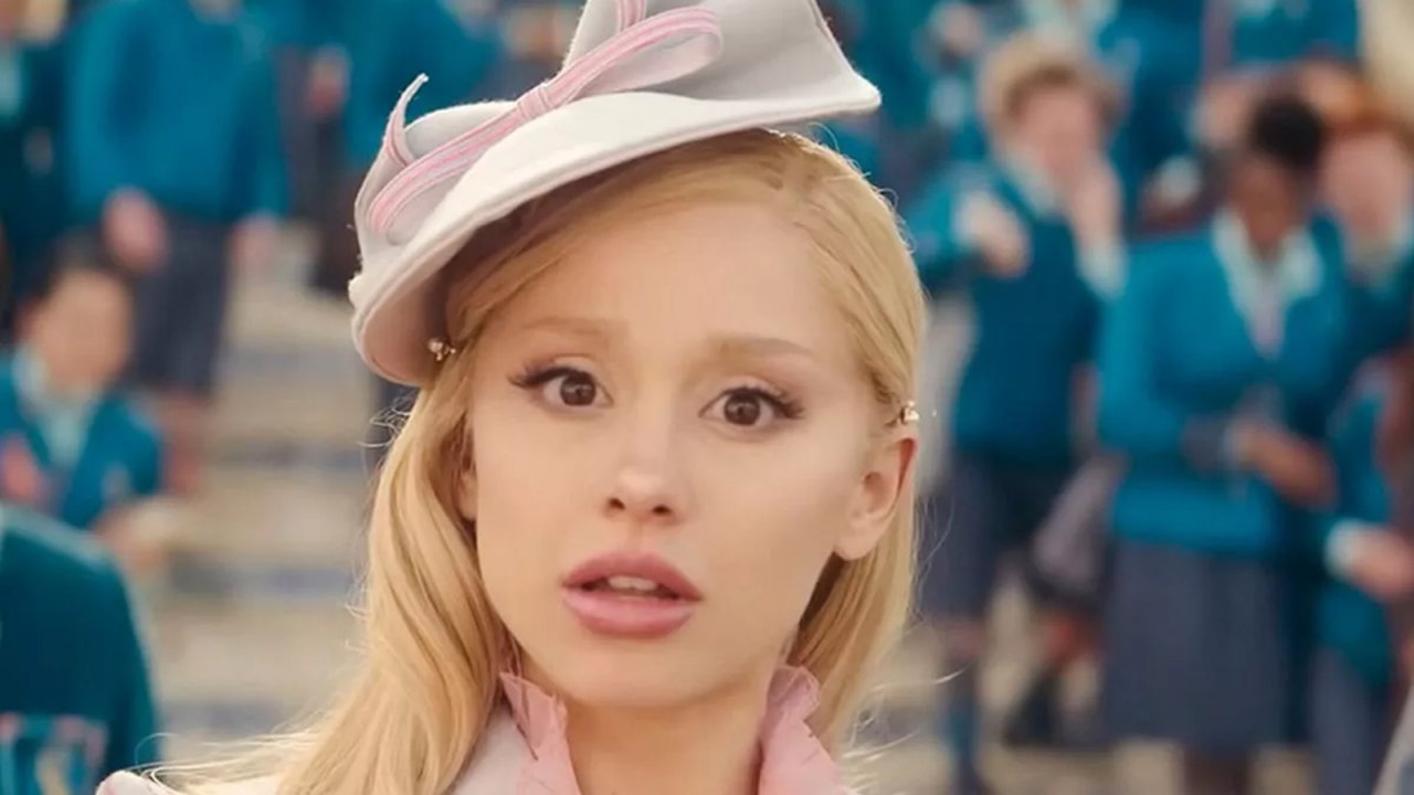 Ariana Grande in Wicked Parte 1