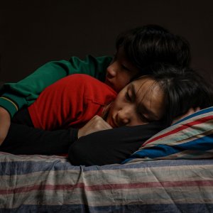 Holy Shoes: Tiffany Zhou, Andrea Zhang in una scena del film