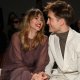 Suki Waterhouse ricorda il primo incontro con Robert Pattinson: 'Ridevamo troppo, ci hanno divisi'
