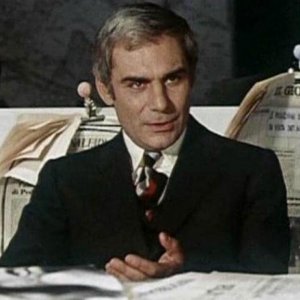 Sbatti il mostro in prima pagina: Gian Maria Volontè in una scena del film