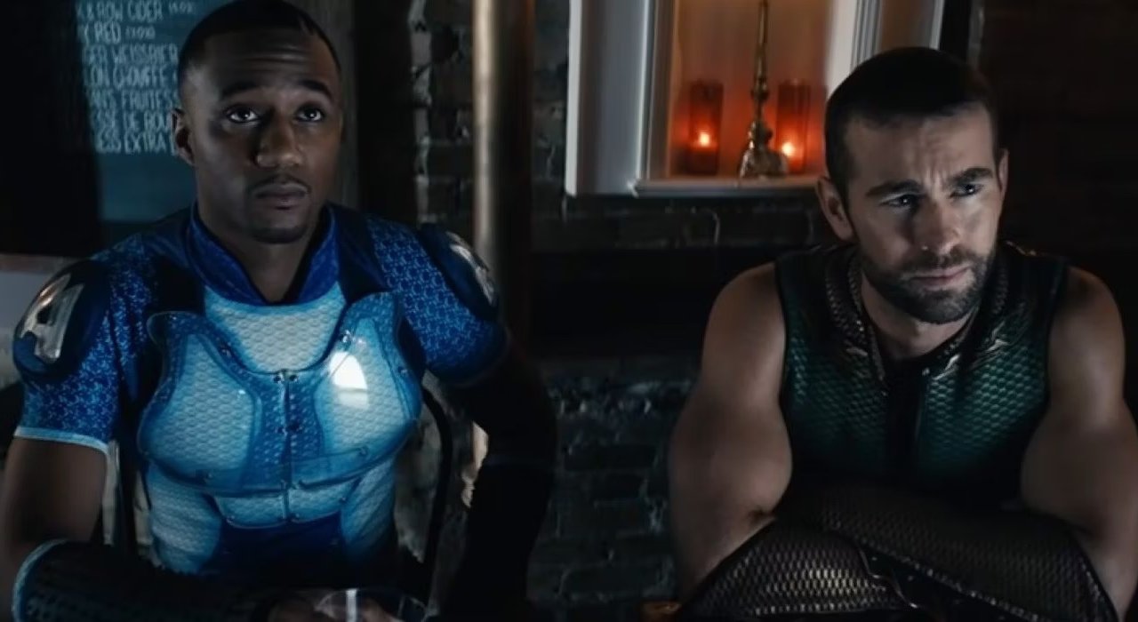 Chace Crawford e Jessie Usher in The Boys 4