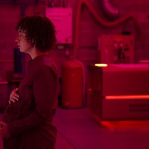 Woken: Erin Kellyman in una scena del film