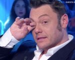 Tiziano Ferro al cinema con i figli si commuove per Inside Out 2, poi scrive su Instagram: 'Mi vendicherò'