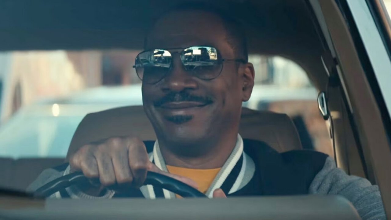 Una foto del trailer di Un piedipiatti a Beverly Hills