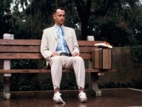 Forrest Gump compie 30 anni, Robin Wright: 'Sul set mi sono fatta la pipì addosso per colpa di Tom  Hanks'