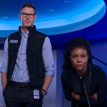 Space Cadet: Tom Hopper e Gabrielle Union in una scena del film