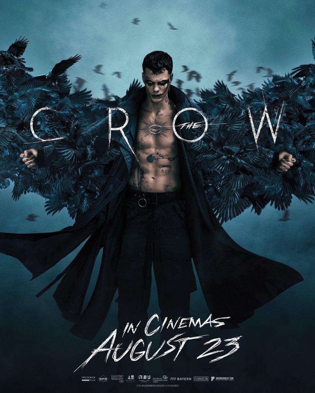 The Crow - Il Corvo: Bill Skarsgård è il nuovo Eric Draven nel poster ...