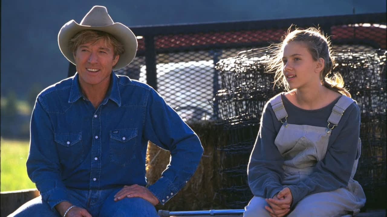 Robert Redford e Scarlett Johansson in una scena di L'uomo che sussurrava ai cavalli