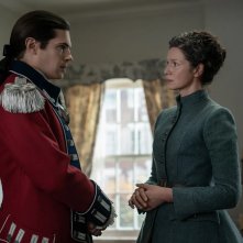 Outlander 7: Parte 2, Caitriona Balfe in una scena della serie