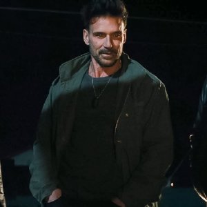 A luci spente: Mekhi Phifer, Scott Adkins, Frank Grillo in una scena