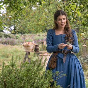 My Lady Jane: Emily Bader nella serie Prime Video