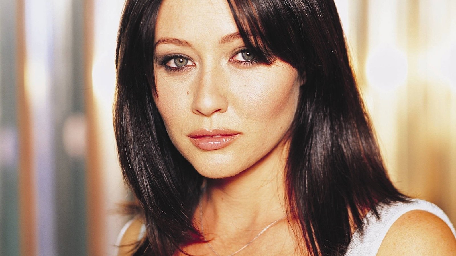 Un'immagine di Shannen Doherty in Streghe.