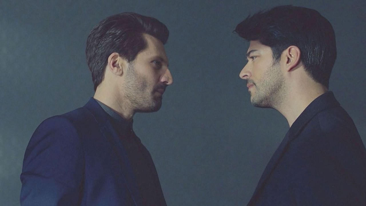 Emir e Kemal in una scena di Endless Love