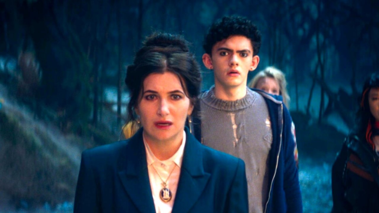 Agatha All Along, Joe Locke nei panni di Teen