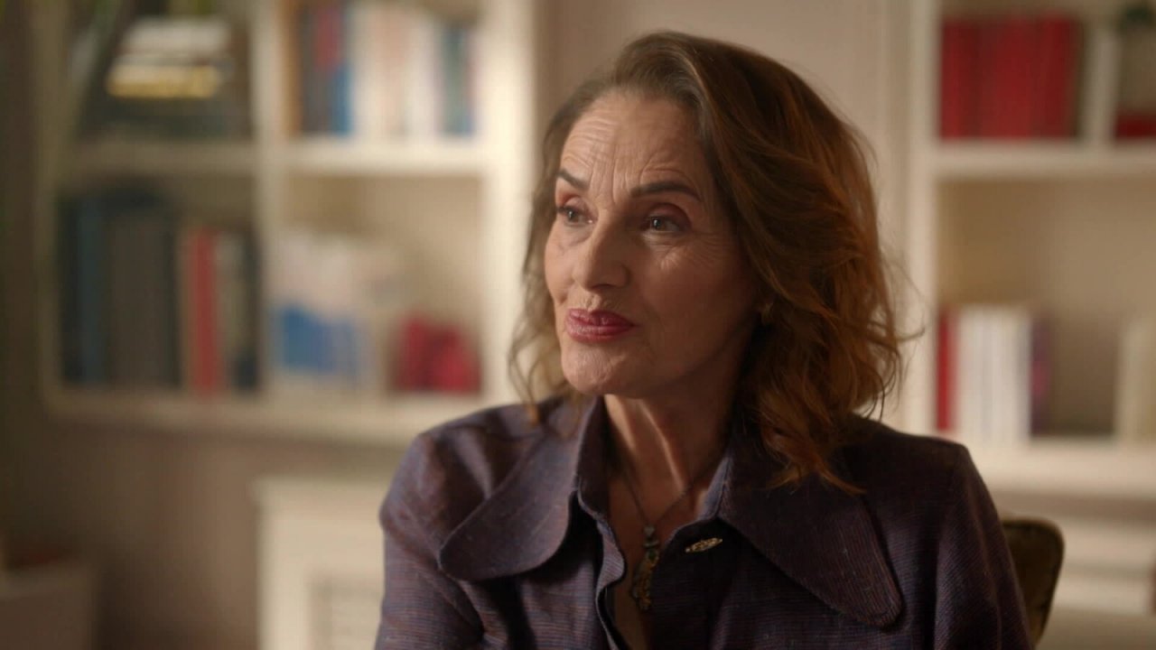 Hulya continua a tramare contro Aslan, Devin e il loro matrimonio