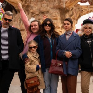 Una famiglia sottosopra: la prima foto del cast