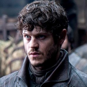 Those About to Die: Iwan Rheon in una scena