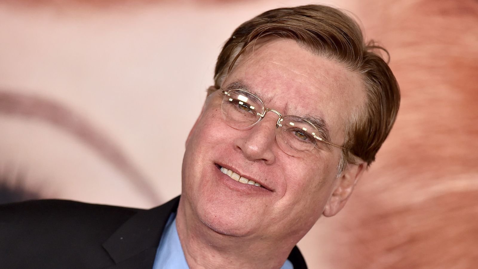 Un primo piano di Aaron Sorkin