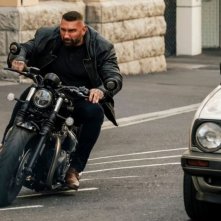 My Spy - La Città Eterna: Dave Bautista in una scena di azione