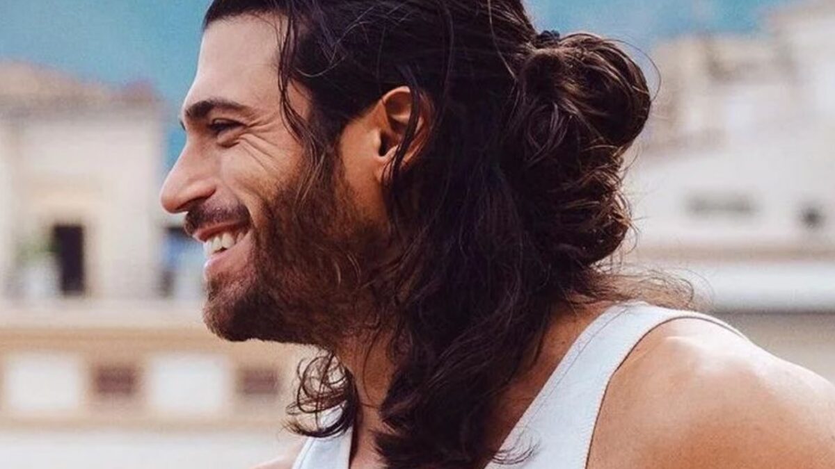 Can Yaman, il protagonista della nuova serie Sandokan