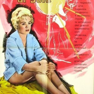 Locandina di Scandalo al sole