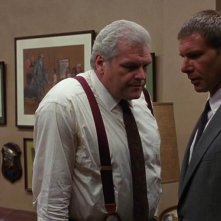 Presunto Innocente: Harrison Ford e Brian Dennehy in una foto