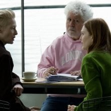 The Room Next Door: Tilda Swinton, Julianne Moore e Pedro Almodovar sul set del film