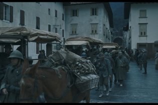 Campo di battaglia - Trailer del film con Alessandro Borghi e Gabriel Montesi