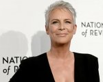 Jamie Lee Curtis non ama i cinecomic Marvel, la sua risposta a un quesito sulle Fasi dell'MCU gela i fan