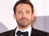 Ben Affleck trasloca vicino all'ex Jennifer Garner, divorzio in vista con Jennifer Lopez?