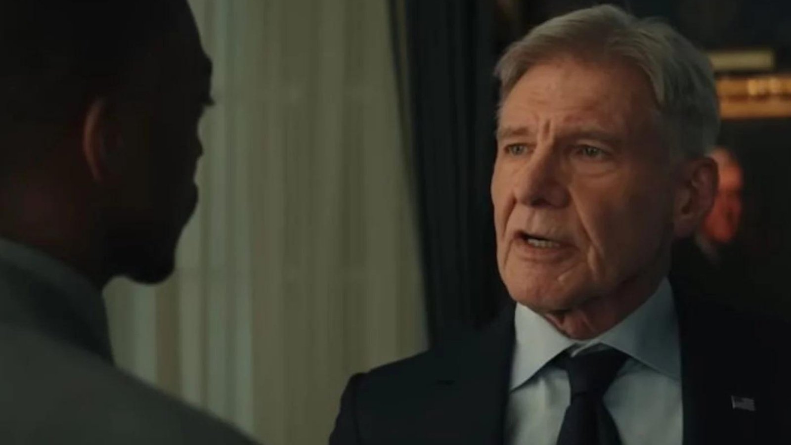 Un primo piano di Harrison Ford