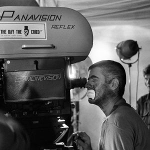 From Darkness to Light: un'immagine del documentario