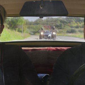 The Union: Halle Berry, Mark Wahlberg in auto