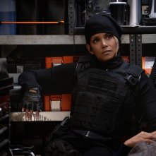 The Union: Halle Berry, Mark Wahlberg in una scena