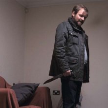 Bull: Neil Maskell in una scena