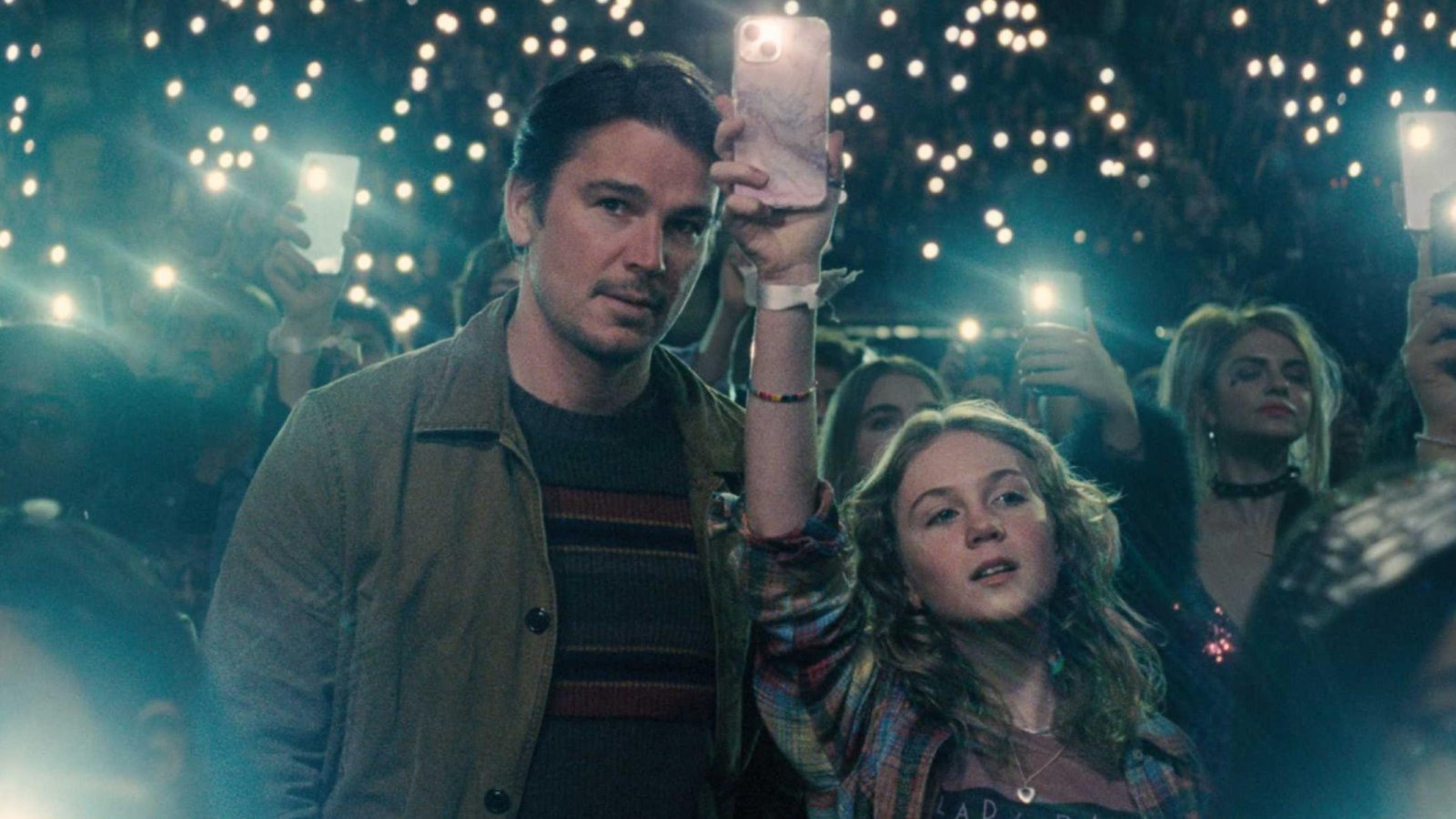 Josh Hartnett e Ariel Donoghue in Trap di Shyamalan