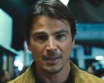 Josh Hartnett in ospedale dopo un incidente stradale: cosa è successo sul set della nuova serie Netflix