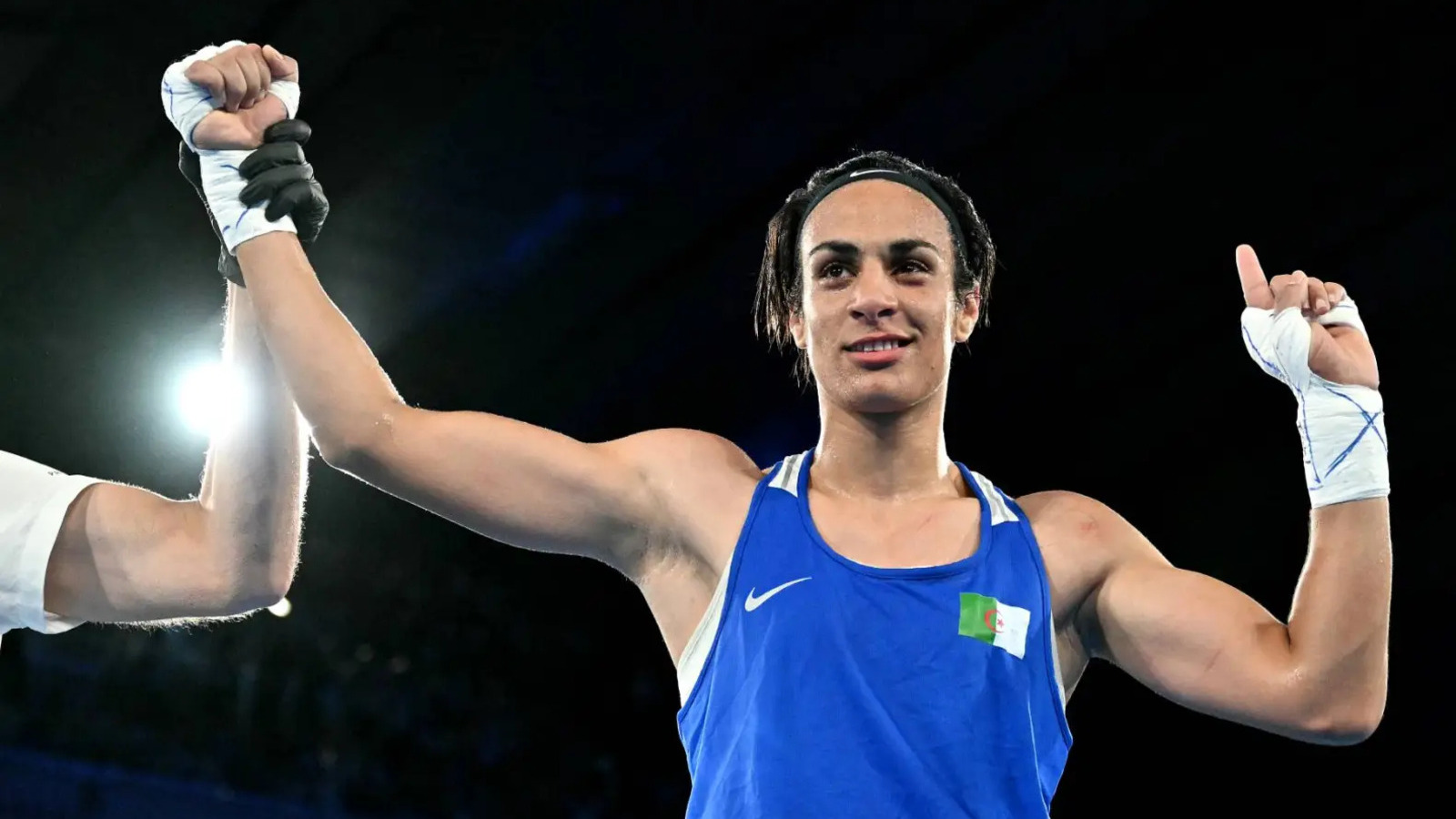 Imane Khelif ha vinto la medaglia d'oro alle Olimpiadi di Parigi 2024 per il pugilato femminile