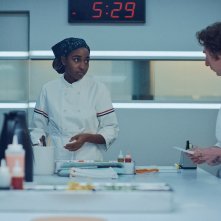 The Bear: Ayo Edebiri e Jeremy Allen White in un momento della puntata 3 della terza stagione