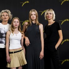 Toxic: le protagoniste Vesta Matulyte e Ieva-Rupeikaite e la regista Saule Bliuvaite a Locarno 2024