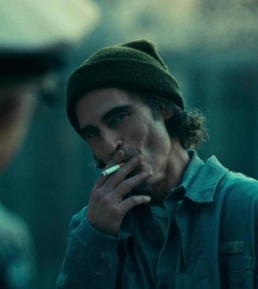 Joker Folie A Deux Joaquin Phoenix Mentre Fuma Una Sigaretta