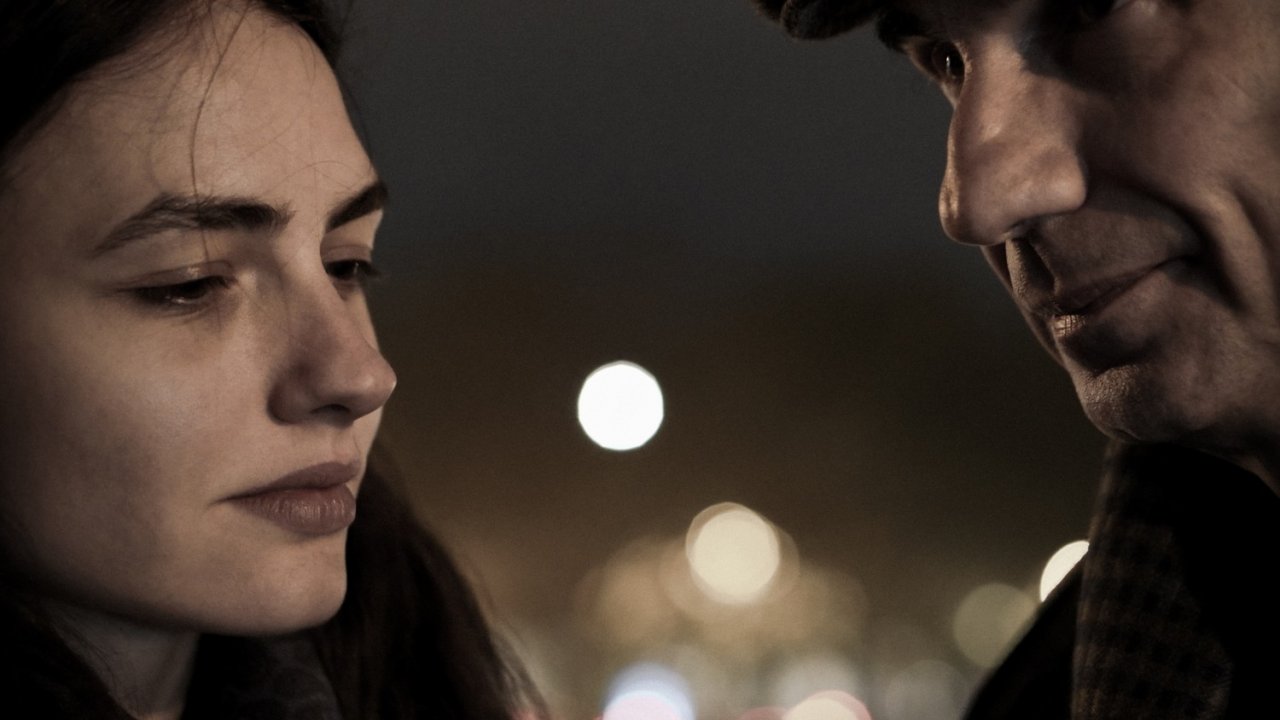 Romana Maggiora Vergano e Fabrizio Gifuni in una scena