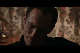 Iddu - Trailer del film con Elio Germano e Toni Servillo