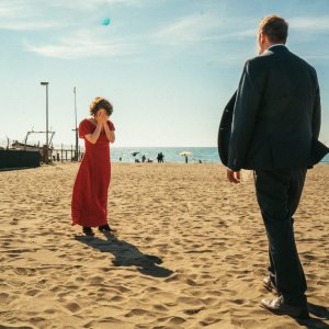 Nonostante: Valerio Mastandrea e Dolores Fonzi in una scena