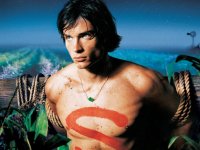 Smallville: Tom Welling aggiorna sul sequel e condivide il suo problema più grande con il cameo di Crisis