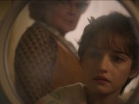 Apartment 7A: Julia Garner e Dianne West nel terrificante trailer del prequel di Rosemary's Baby