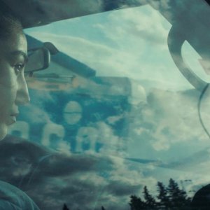 Aïcha: Fatma Sfar in un frame del film