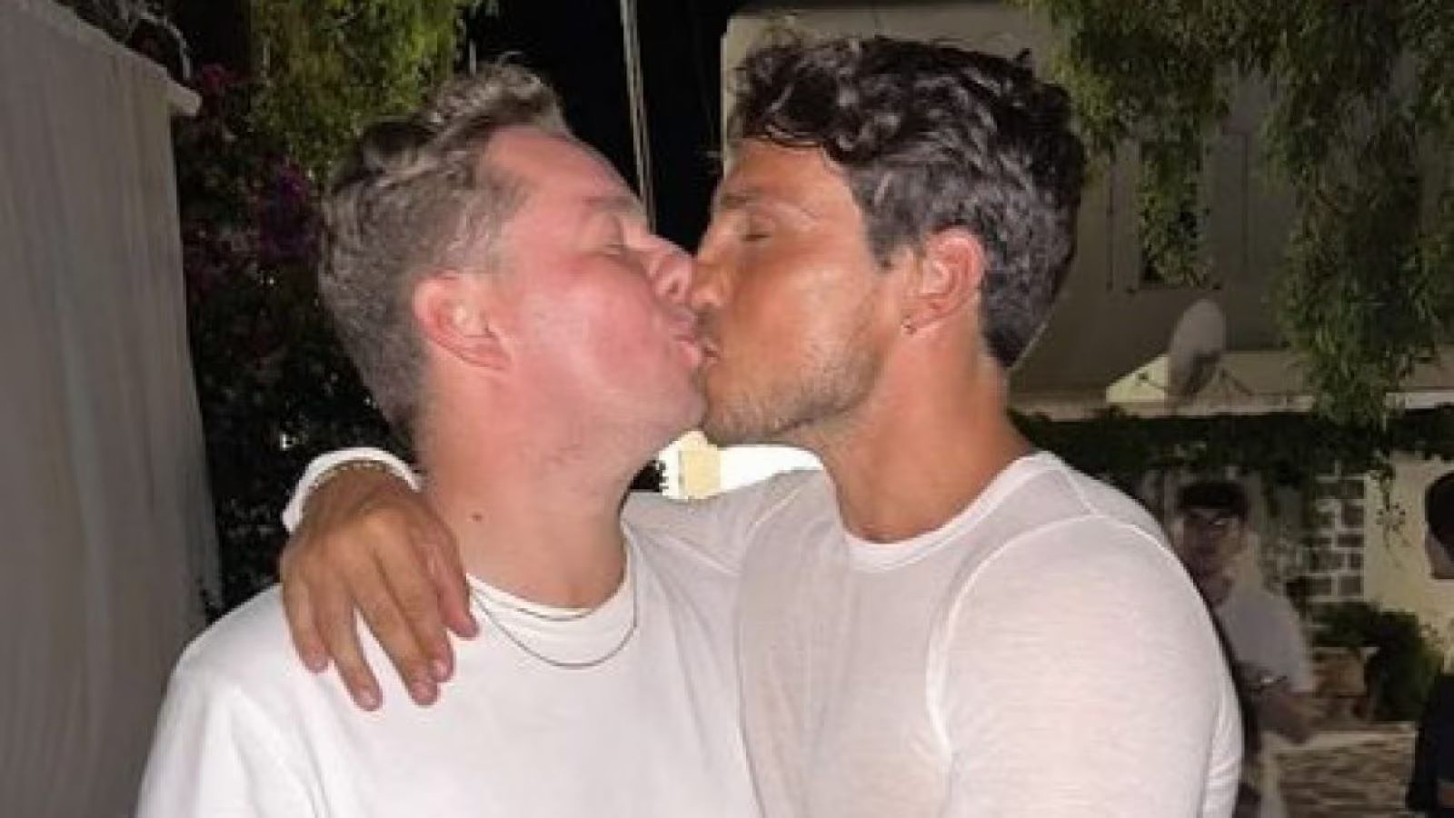 Daniele Dal Moro e il bacio con Luan