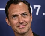 Jude Law nei panni di Vladimir Putin nelle prime foto dal set di The Wizard of the Kremlin