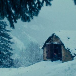 Vermiglio: una casa sepolta dalla neve